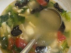 -芦茨金富饭庄·25年老字号·专做稻草鸡