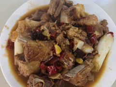 -瑜瑜饭馆