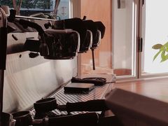 -Line 咖啡(石厦花园店)