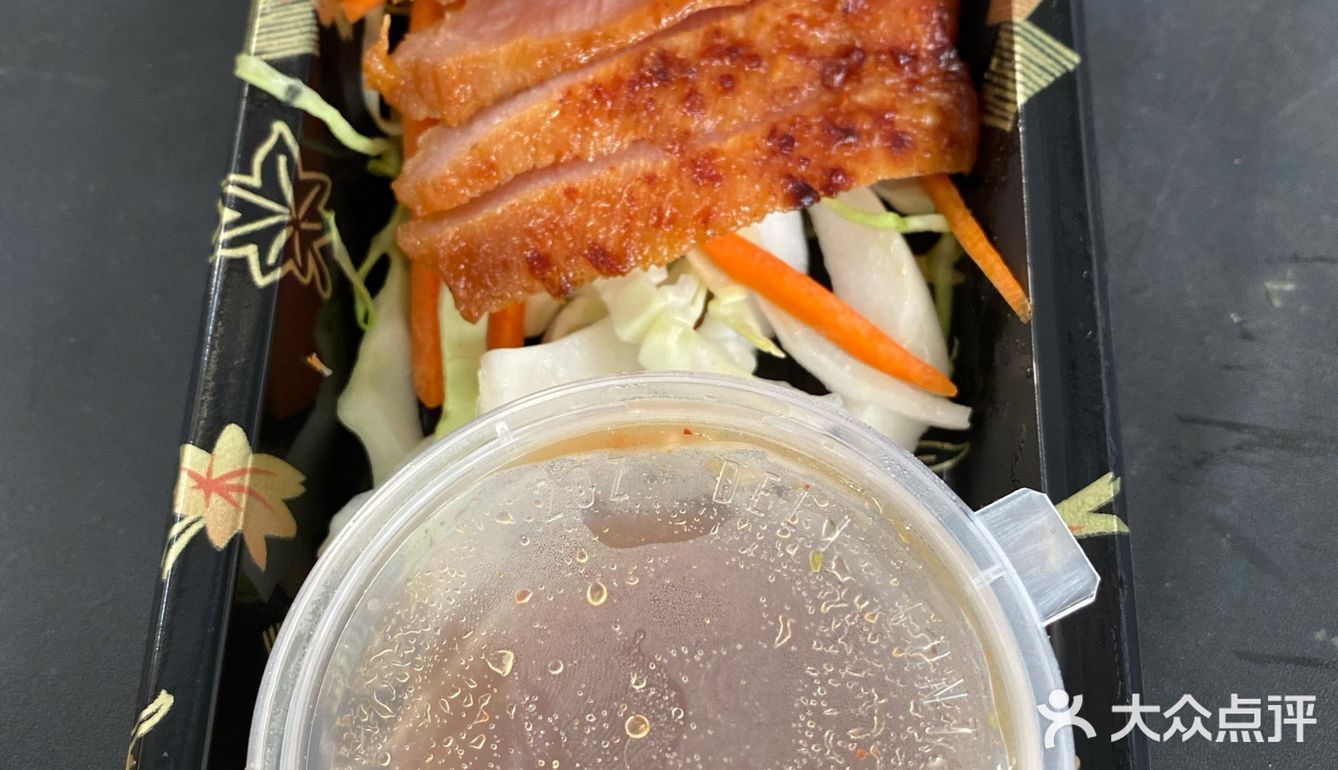 公司附近竟然还有泰餐