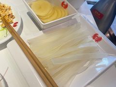 -七欣天香辣蟹火锅(闵行浦江欢乐颂店)