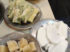 荠菜百叶包-月圆火锅(宁海东路二店)