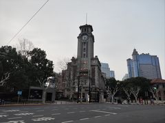 -上海泊客小栈(虹桥娄山关路地铁站店)