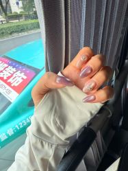 -UGIRL有个美甲