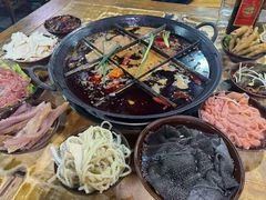 -正南齊北重庆老火锅(光华村直营店)