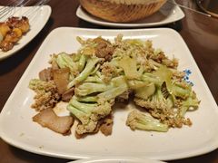 有机菜花炒肉-黄三怪(无影山北路店)