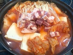 韩式黑猪五花肉泡菜火锅-烤路里·韩国品质自助烤肉(石路天虹4号店)