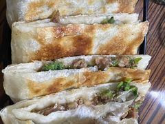 -老红桥炸灌肠牛肚锅烧烤(定福庄店)