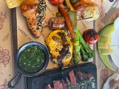 -Mark&Mars Restaurant