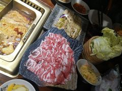 -东巴婆婆云南鱼豆花火锅(大东门店)