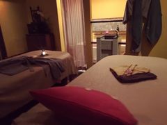 -迪瓦娜按摩和水疗中心