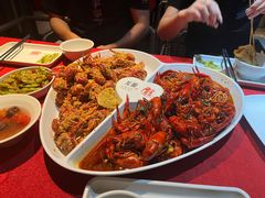 -龙巢盱眙龙虾·牛蛙·烧烤宵夜(八卦岭店)