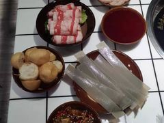 -巴隆门重庆老火锅(太湖路店)