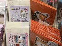 -猫的天空之城概念书店(杭州南宋御街店)