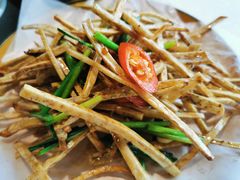瓦片香酥芋丝-铁道茶苑.色稷餐厅(莲花南路店)