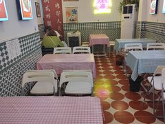 -捌贰虾蟹·江湖菜馆(江汉路店)