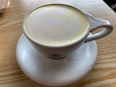 -ZING COFFEE 镜咖啡