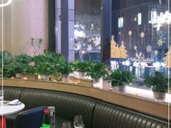 -斯普汇生蚝牛排馆(中骏世界城店)