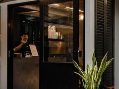 -CowCow其其·牛杂咖啡公司(六运店)