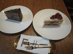 -法桐蛋糕·手作面包(万达公馆店)