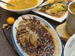 -有红鸡毛店·川菜(建设路店)