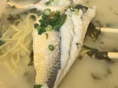 -玖鲜小笼(中山广场店)