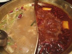 -重庆爽翻天老火锅(临平万达广场店)