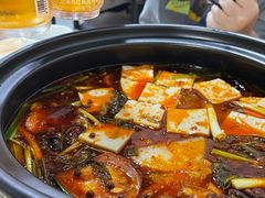 -沈记酸菜牛肉火锅店(九号路店)