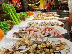 -四海一家自助餐(益田假日广场店)