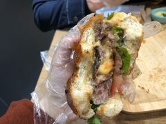 -龙治汉堡(中华城店)