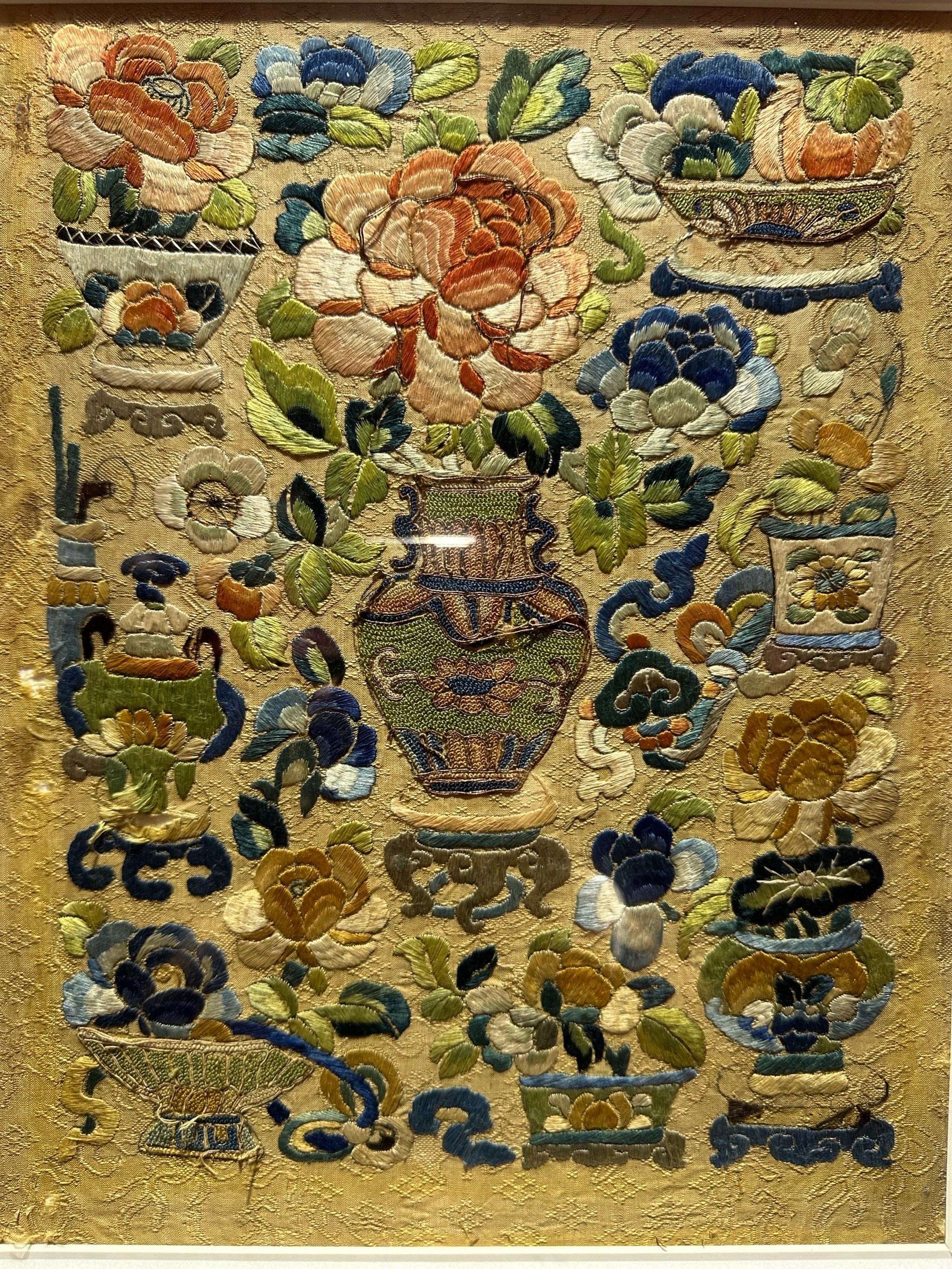 二楼广绣清代藏品