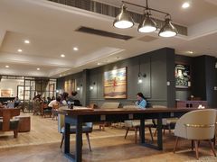 大堂-星巴克臻选(广州沙面店)