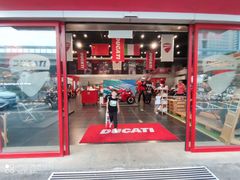 -美杜行杜卡迪摩托车4S店(湘府中路店)