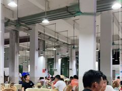 大堂-标记美食新鲜猪杂(兴南大道店)