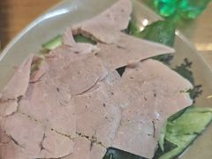 -亮亮面馆(经六路店)