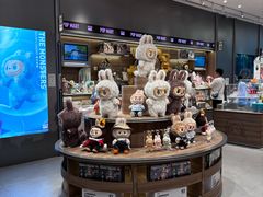 -泡泡玛特POPMART(武汉新天地南馆店)