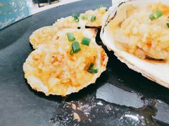 粉丝蒸扇贝-覃记海鲜美食餐厅