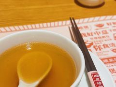 -顺风汤馆·广府粤菜(江宸天街店)