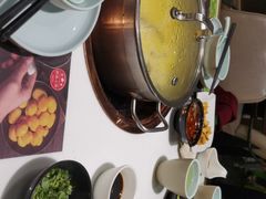 -洪氏嗨捞·猪肚鸡火锅(阳光天地店)