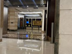-宜昌均瑶国际酒店(宜昌CBD购物中心夷陵广场店)