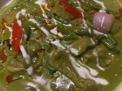 绿咖喱鸡-暹罗酒肆泰餐厅酒吧