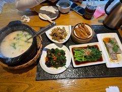 -小城粥道·海胆鲜虾粥(解放广场店)