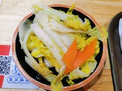 -万和春排骨砂锅米饭(新业广场店)