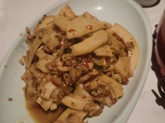 -饭饱香土碗菜(新科店)