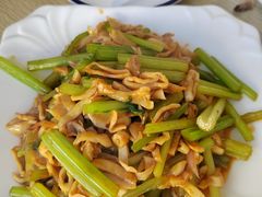 -老火大骨头汤馆