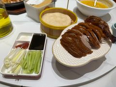 -梅利汴京烤鸭•开封豫菜地标店(东大街店)