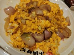 毛葱炒笨鸡蛋-灶座小锅烀饼·铁锅炖(道里店)