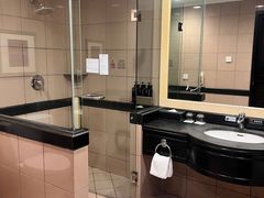 -昆明春城湖畔度假村