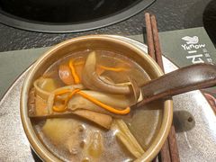 -芸山季·云南野生菌火锅(人民广场来福士店)