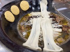 -屯老二农家铁锅炖·行业领军者(梅江店)